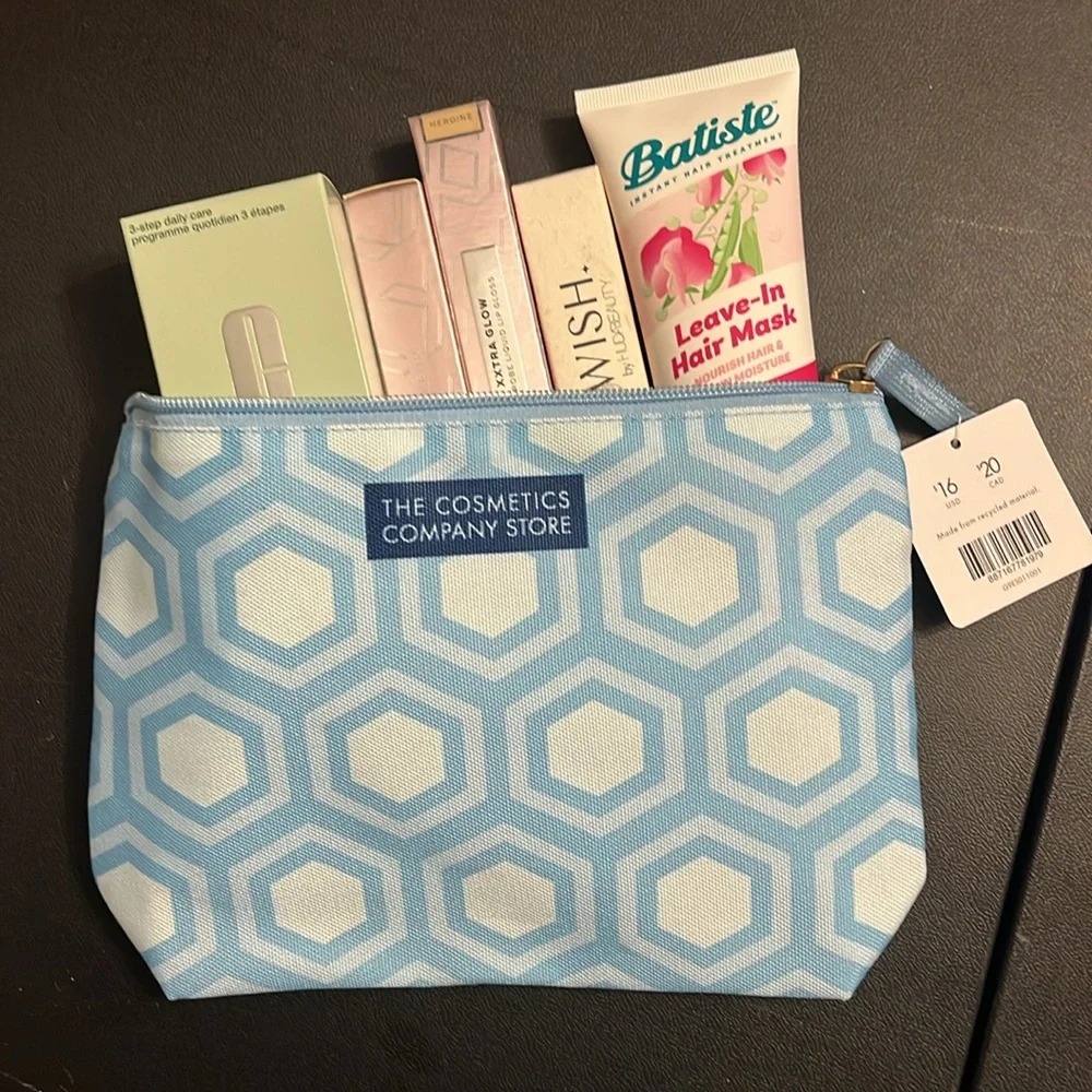 6 Piece Beauty Bundle with Bag, over $120 Clinique GloWish XX Revolution Batiste - Picture 2 of 2